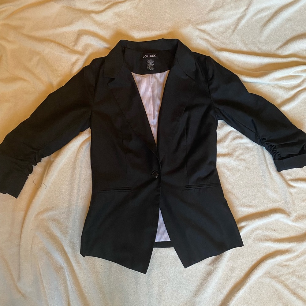 Navy blue doki geki brand juniors blazer